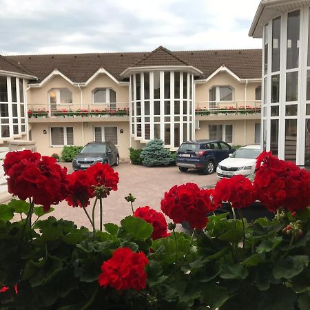 Villa Brussels Deva Ngoại thất bức ảnh